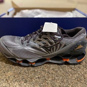 Men’s Mizuno Running Wave Prophecy 8 Size 12 NWT